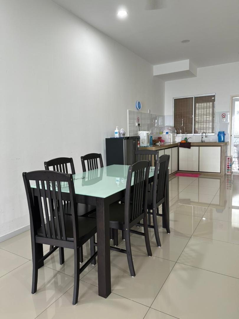 Mr.j Apartment *